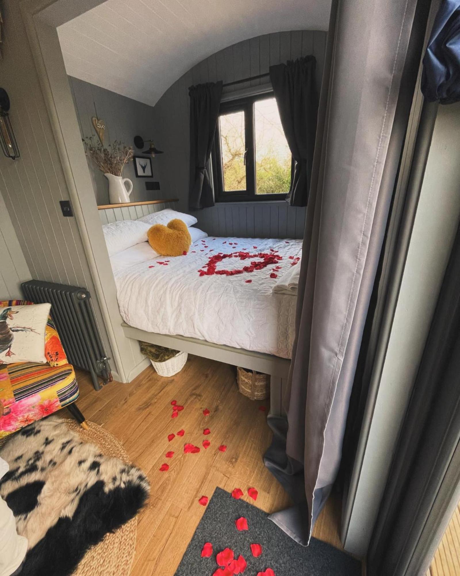 Rusty Duck Retreat Shepherds Hut Shedfield Luaran gambar