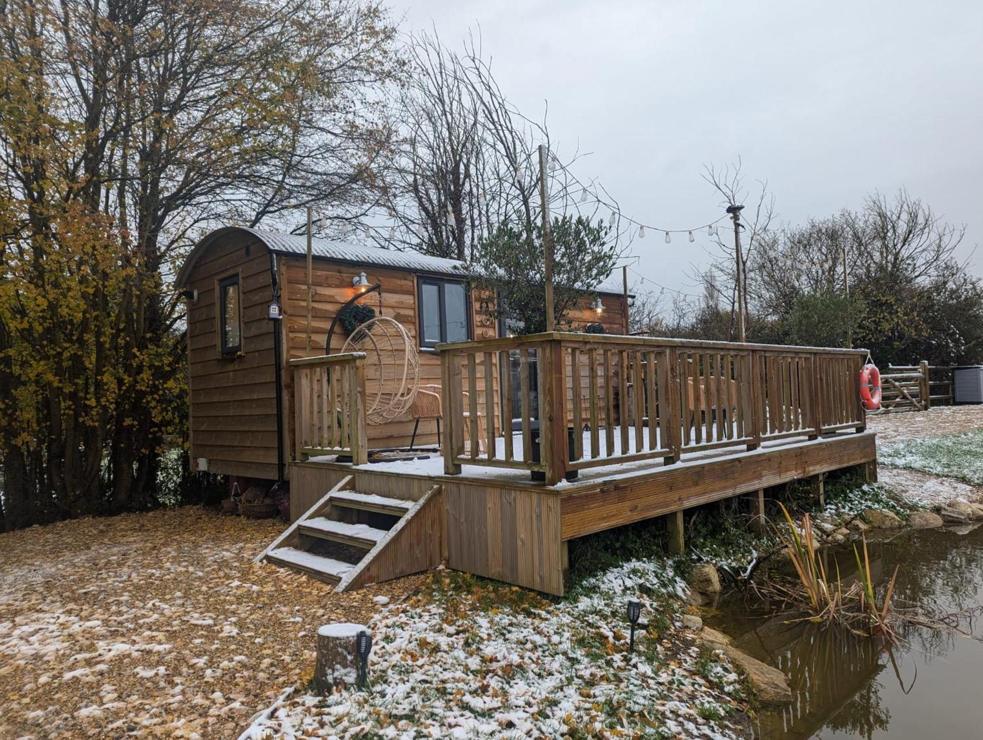 Rusty Duck Retreat Shepherds Hut Shedfield Luaran gambar